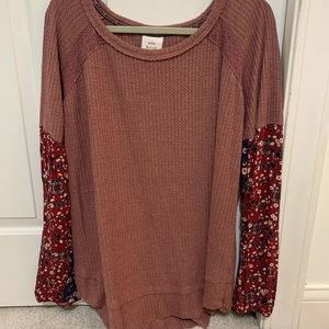 Maroon pattern long sleeve
